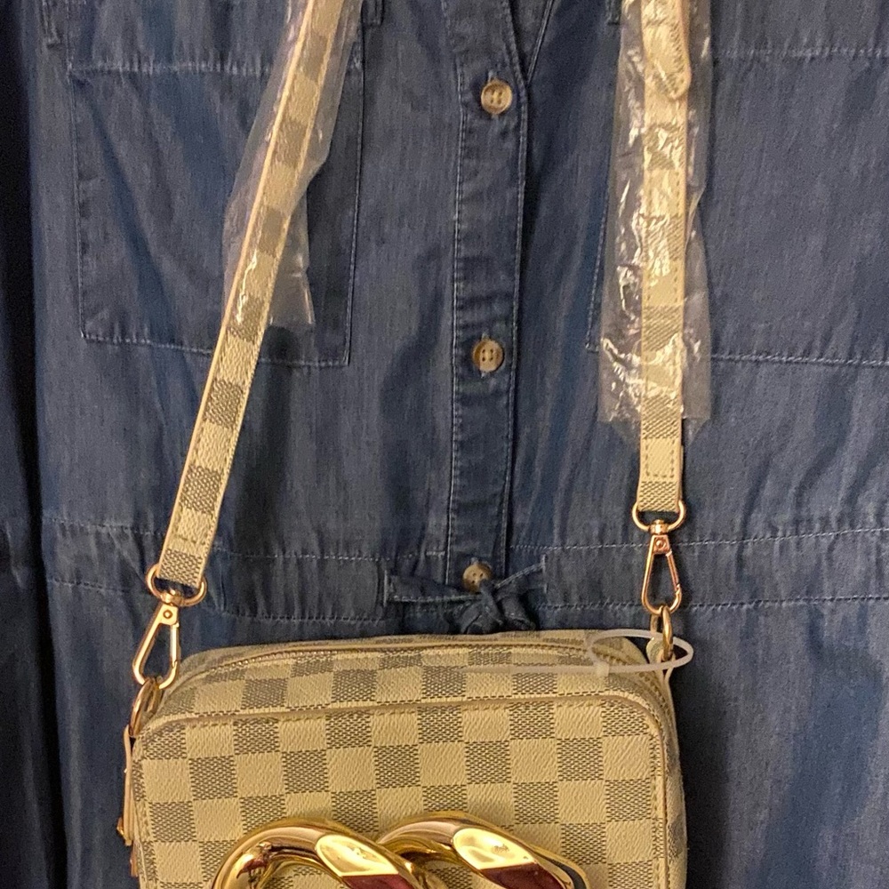 Checker Crossbody Bag with Gold Detail - Picture 6 of 6